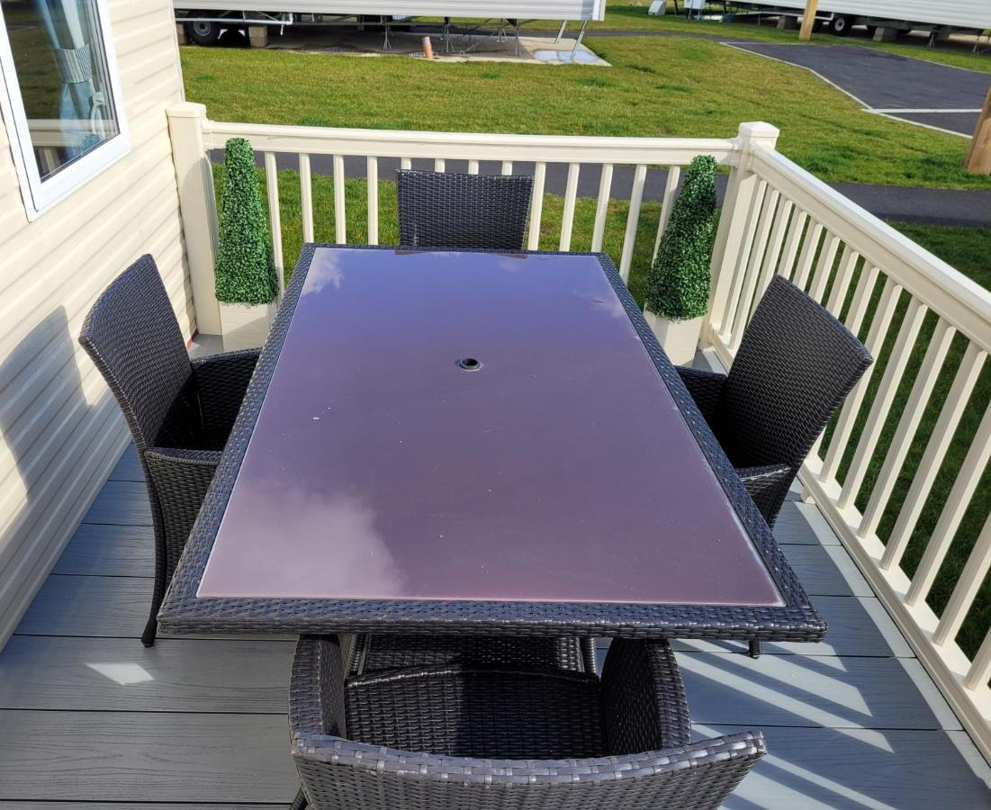 Living Easy Staycations At Tattershall Lakes Luaran gambar