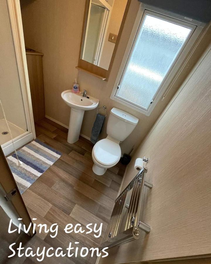 Living Easy Staycations At Tattershall Lakes Luaran gambar