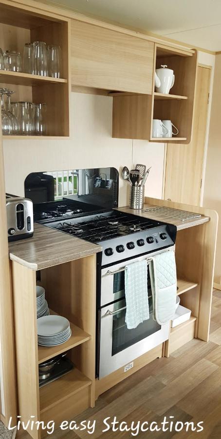 Living Easy Staycations At Tattershall Lakes Luaran gambar