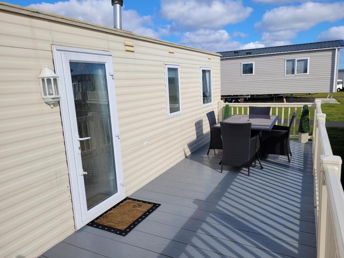 Living Easy Staycations At Tattershall Lakes Luaran gambar